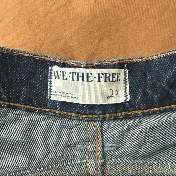 We The Free Good Luck Mid-Rise Barrel Jeans - Picture 3 of 4